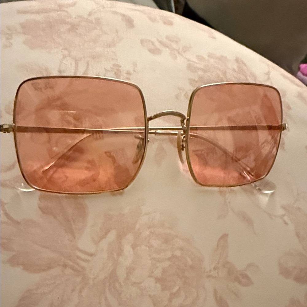 Ray-Ban Gold Frame with Pink Lenses